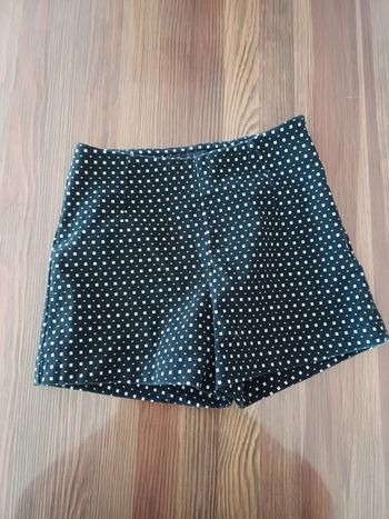 Short noir