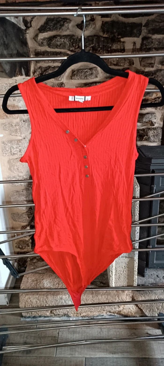 Body Jennyfer L