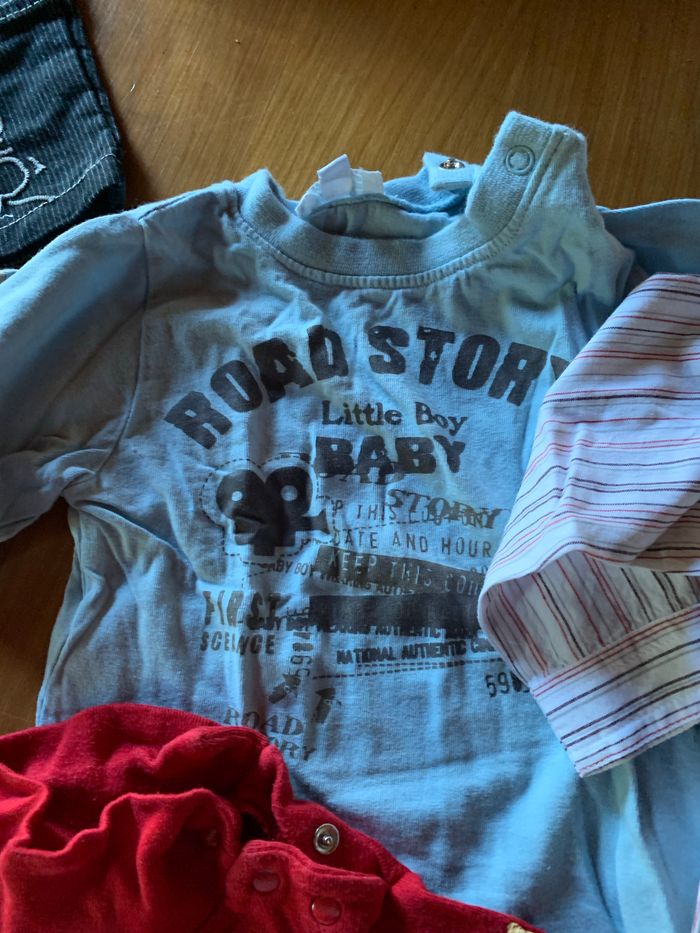 Lot vêtements 6 mois - photo numéro 5