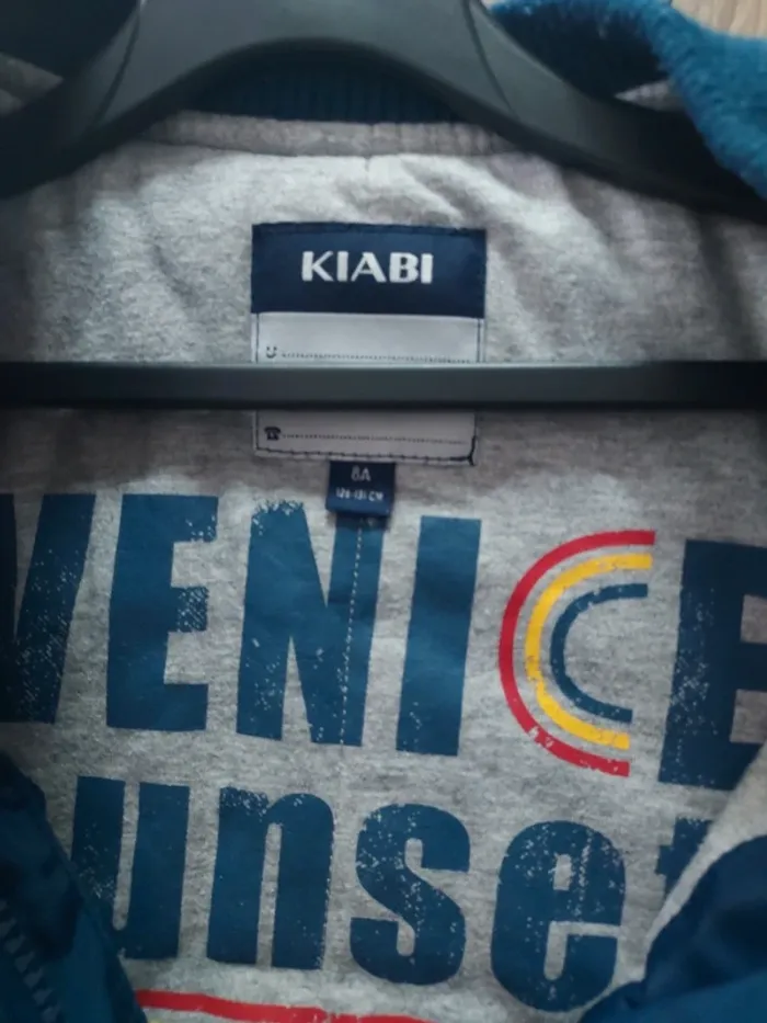 Blouson 8ans - photo numéro 2