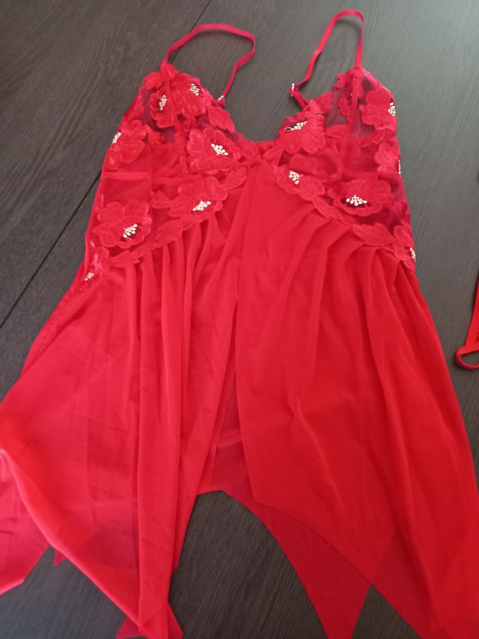 Ensemble lingerie rouge - taille 36 - photo numéro 2