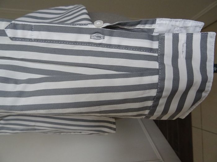 Chemisier H&M à rayures taille 38 - photo numéro 2