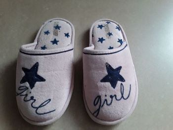 Chaussons fille 30 TISSAIA TBE