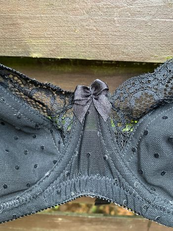 Joli soutien gorge noir