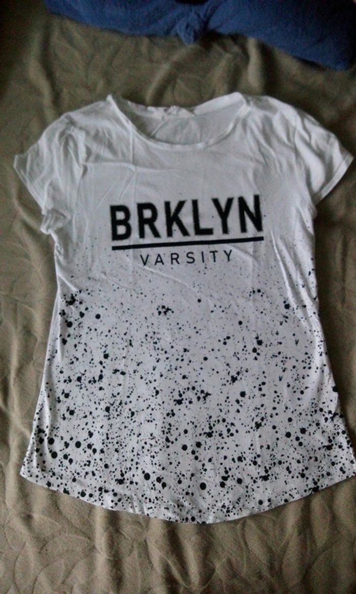 T shirt blanc et noir BRKLYN