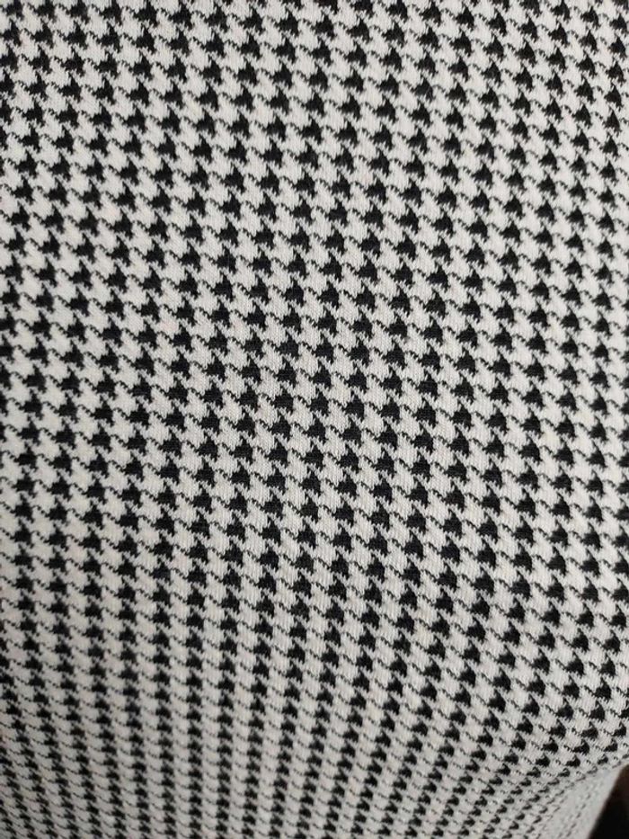 Jolie robe sans manches motif pied de poule - photo numéro 3