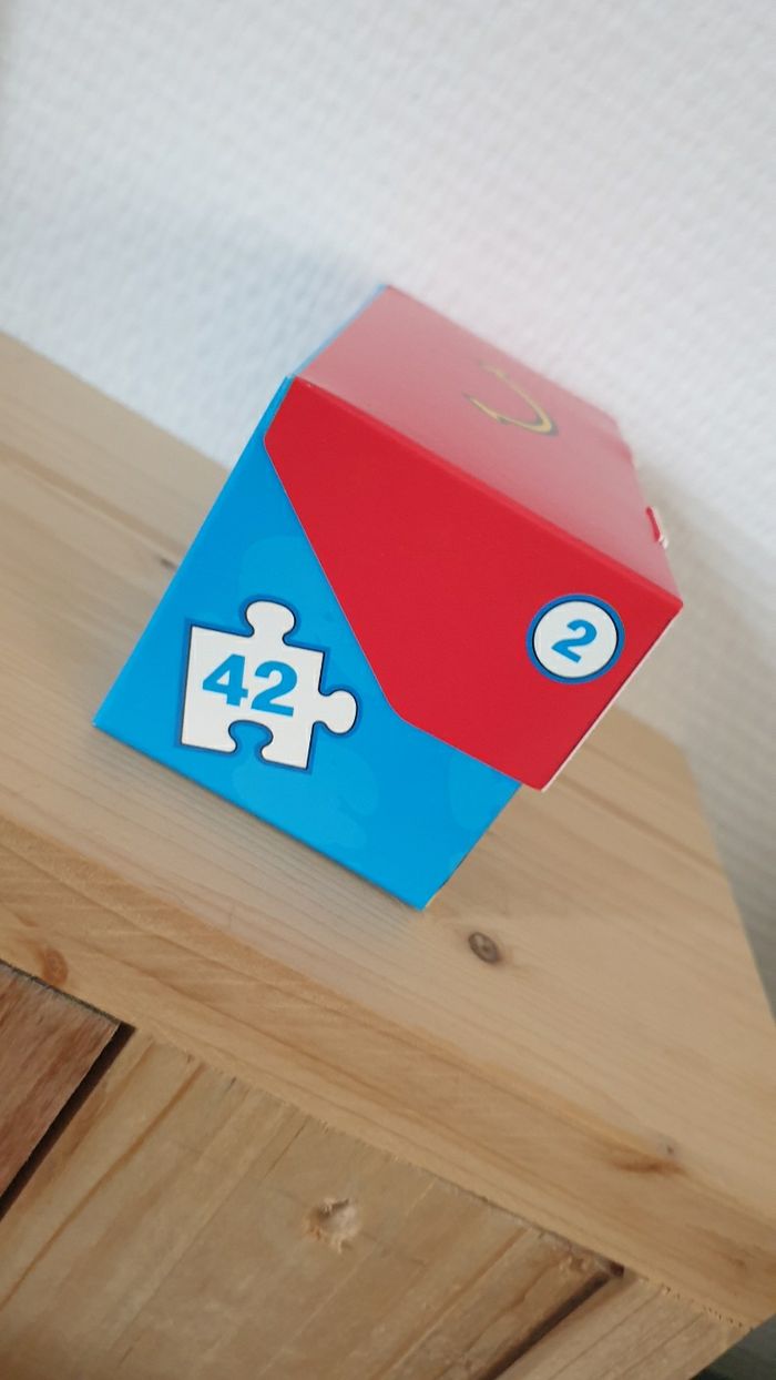 Neuf jeu jouet McDonald's puzzle Les Schtroumpfs numéro 2 - photo numéro 2