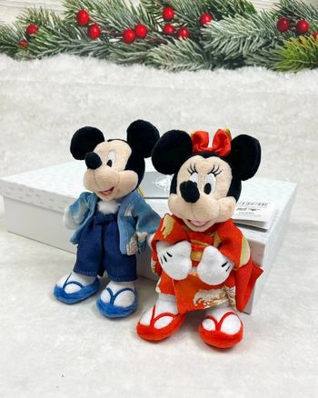 Peluches Mickey et Minnie Kimono Disney Store Japon