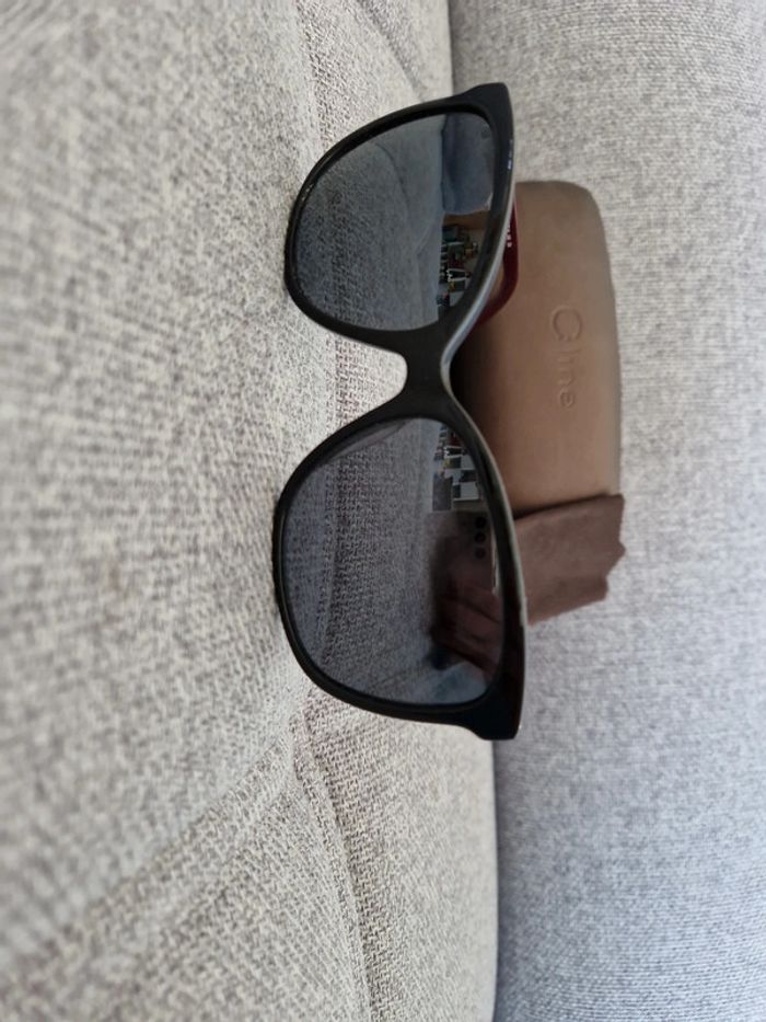 Lunettes de soleil - photo numéro 2