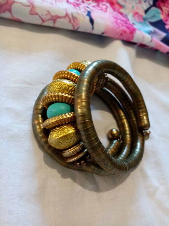 Superbe manchette style ethnique - photo numéro 2