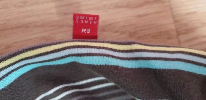 Haut " Esprit" marron blanc turquoise et jaune T.M (38) - photo numéro 6