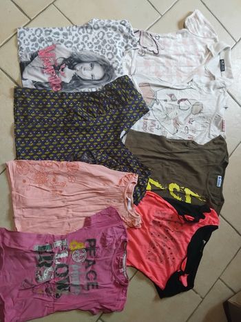 Lot tee shirt manches courtes