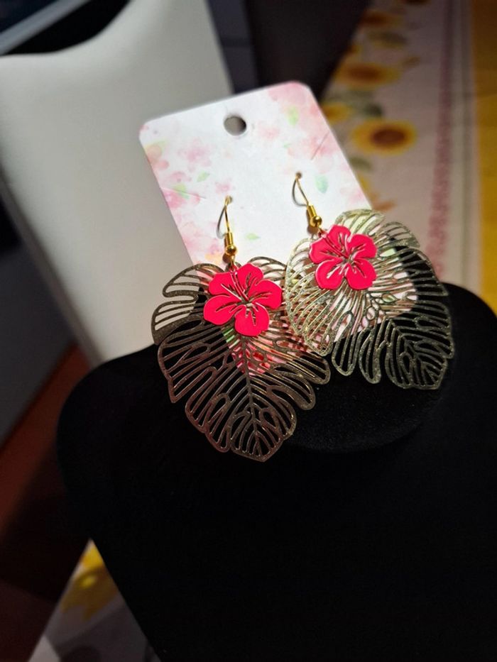 Magnifique boucle d oreille femme neuve - photo numéro 2