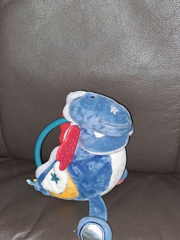 Hochet guss victore  noukies
