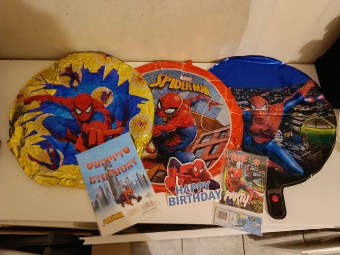 Décoration anniversaire spiderman