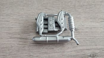 Partie moteur pièce détachée miniature 1/18 Porsche 911 speedster 1989 Maisto #B44