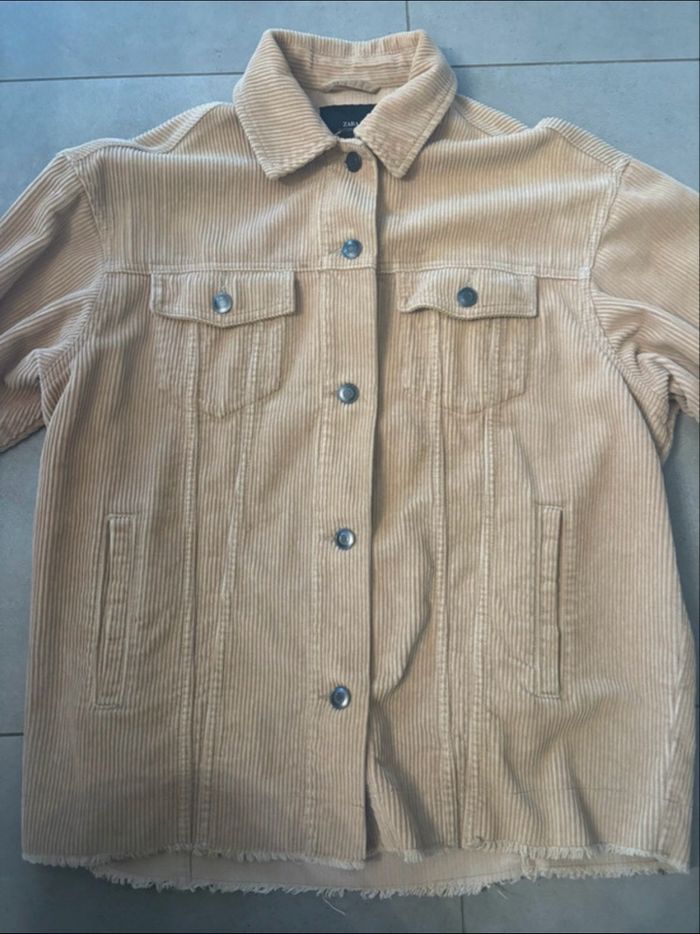 Veste oversize en velours côtelé beige – Zara - photo numéro 3