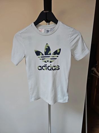 Tee-shirt de la marque Adidas