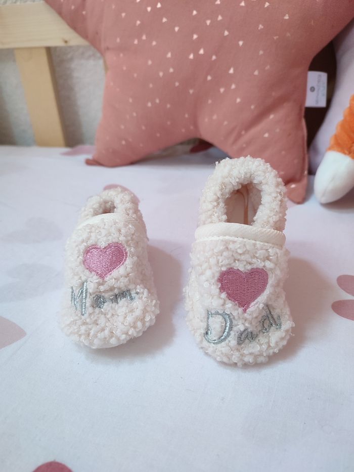 Paire de chaussons Dad Mom - Neuf - Naissance - Beige et rose - Teddy - photo numéro 2