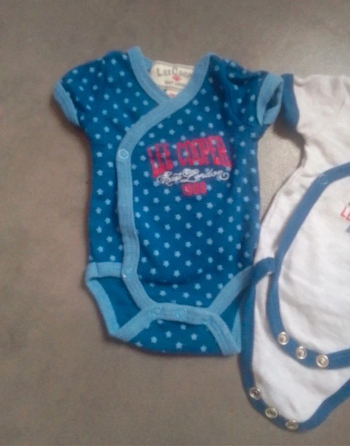 Lot 3 Bodies lee cooper 0.50€ unité - photo numéro 2