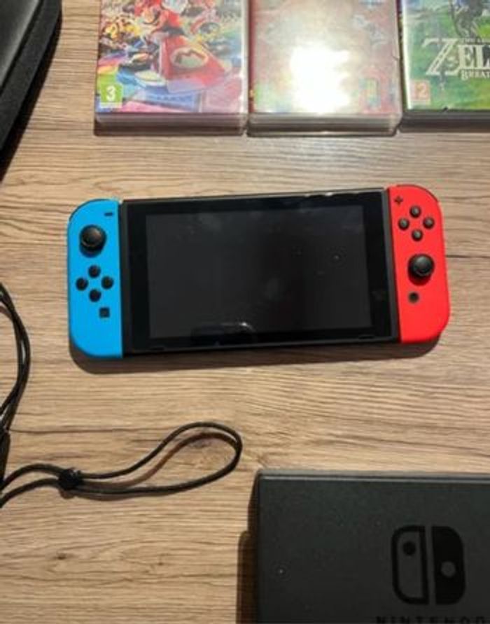 Nintendo switch - photo numéro 2
