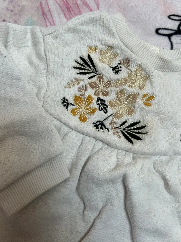 Pull blanc - photo numéro 2