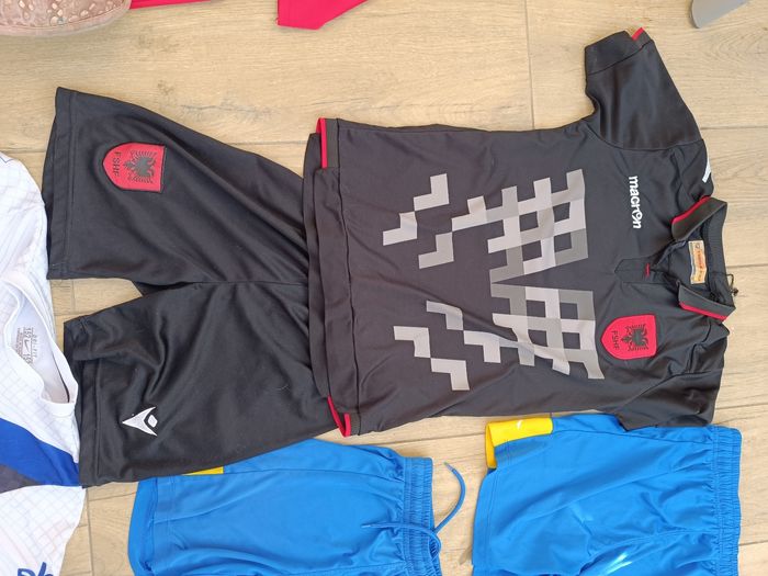 Lot ensemble de Foot - photo numéro 3