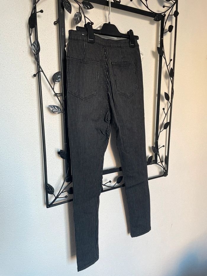 Jeans - photo numéro 3