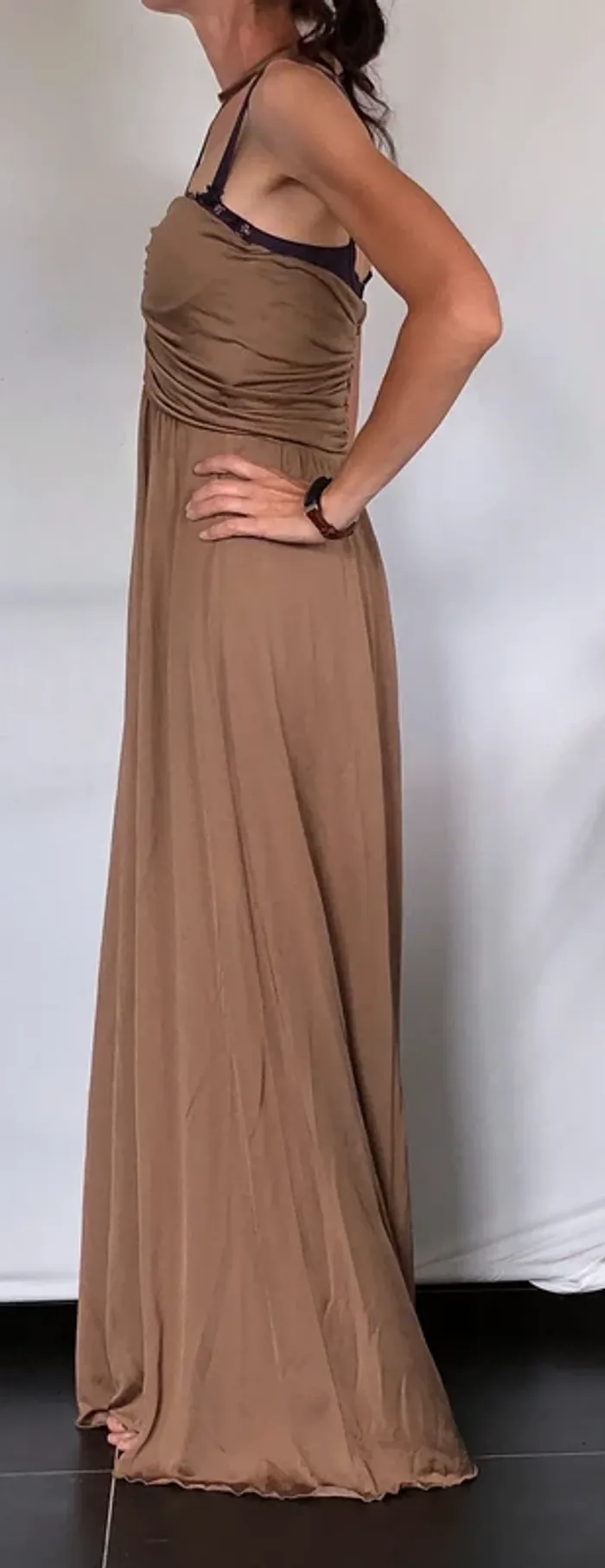 Robe bustier maxi couleur bronze taille 38 Pianoforte di Max Mara très bon état - photo numéro 4