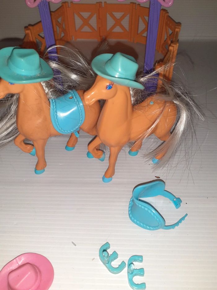 Polly pocket centre équestre - photo numéro 2
