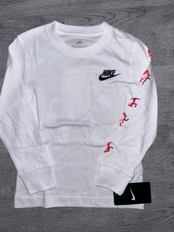 T-shirt Nike