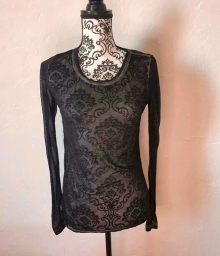 Très beau top manches longues transparent 🥰 villa paris taille 36