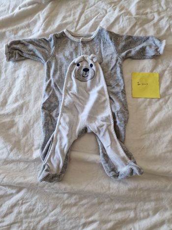 Lot 8 Pyjamas 1 mois