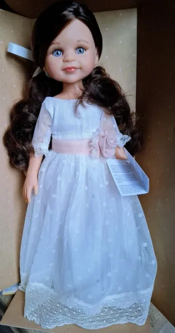 poupee paola reina