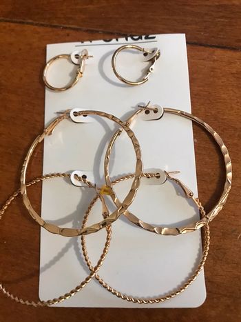 Lots de 3 boucles d’oreilles neuf