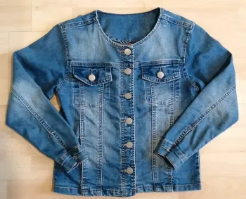 Veste en jean taille 10 ans