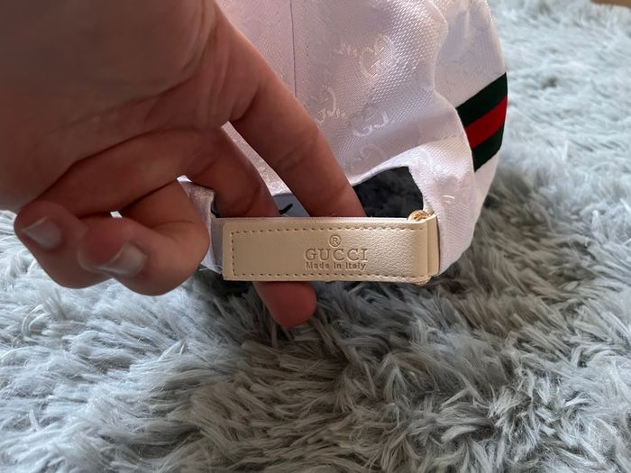 Casquette Gucci blanche authentique - photo numéro 2