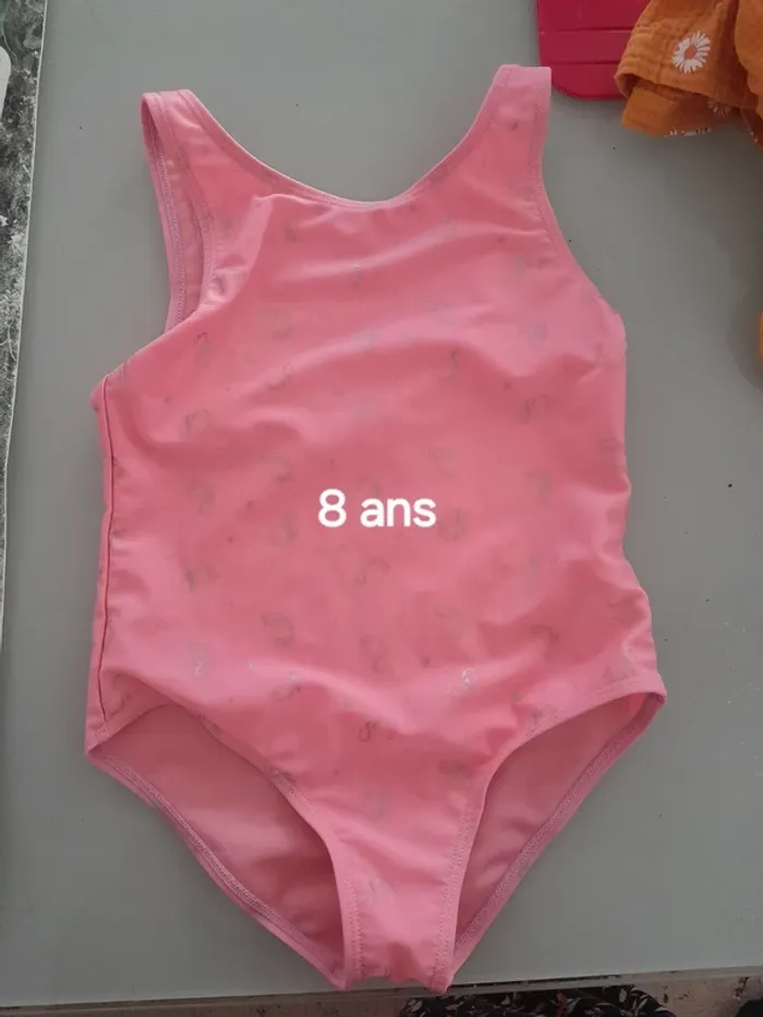 Maillot de bain fille 8 ans