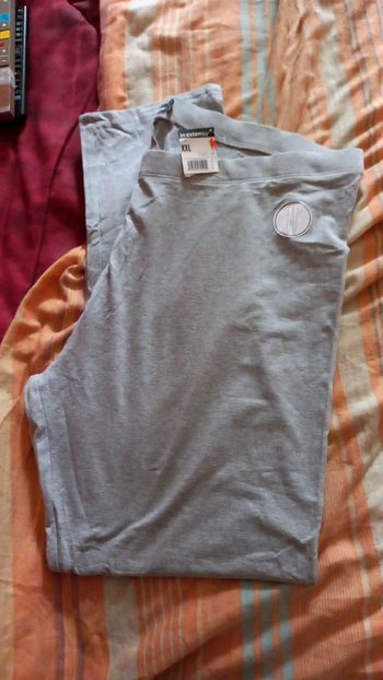 Legging gris in extenso neuf grand xxl je fais 50 52 je rentre dedans