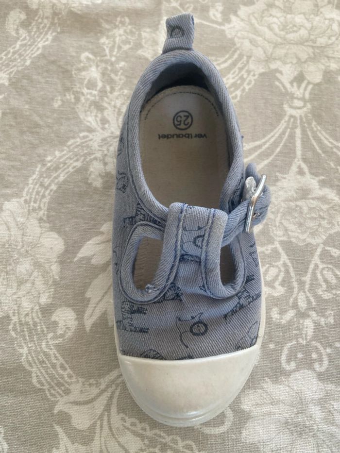 Chaussure 25 - photo numéro 3