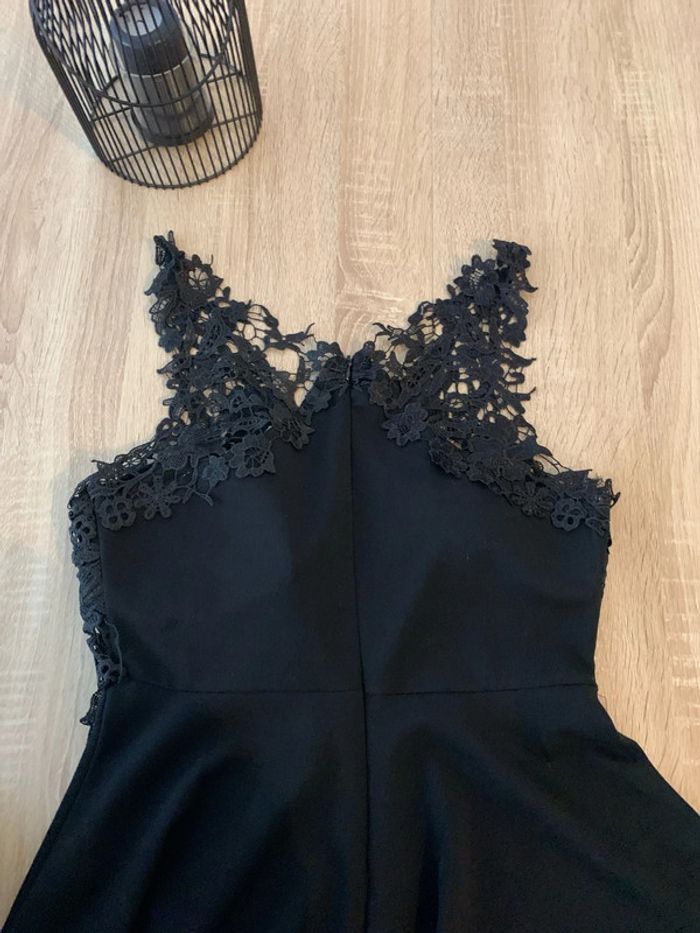 Robe avec haut en dentelle - photo numéro 3