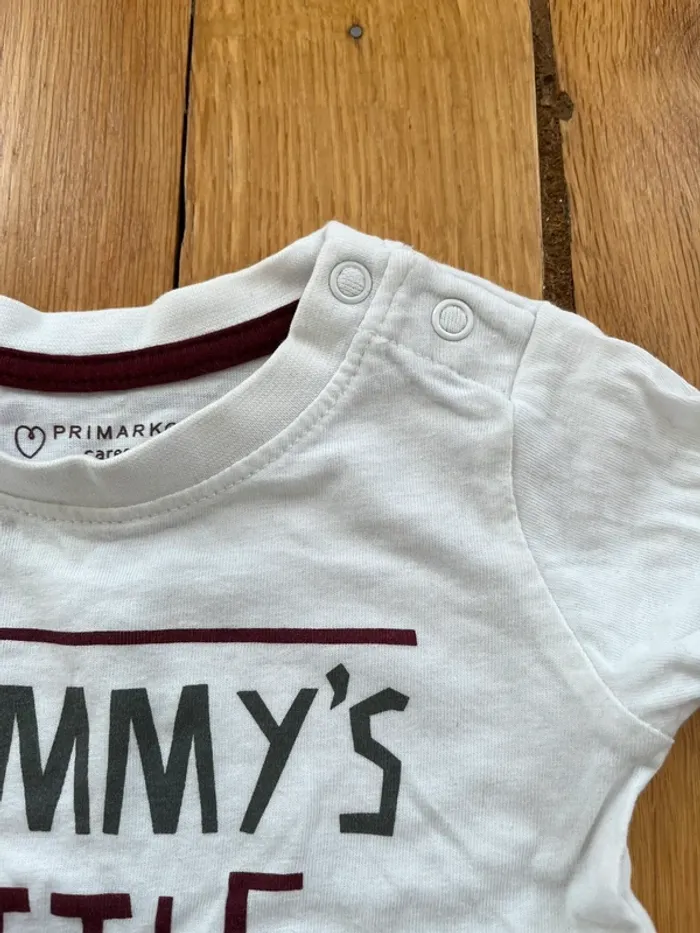 Lot de 2 t-shirts Primark et Gémo - photo numéro 5