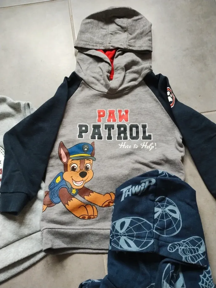 4 sweats à capuche 4ans - photo numéro 4