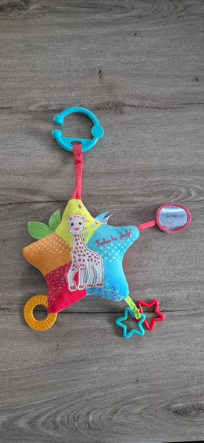 Jouet d'activités star Sophie la girafe