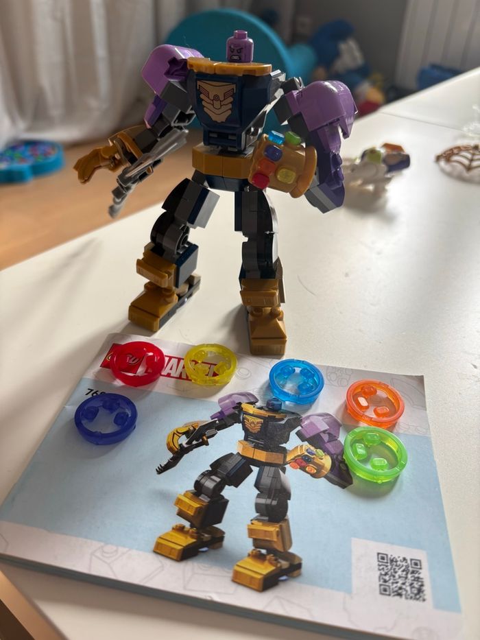 Lego Thanos - photo numéro 2