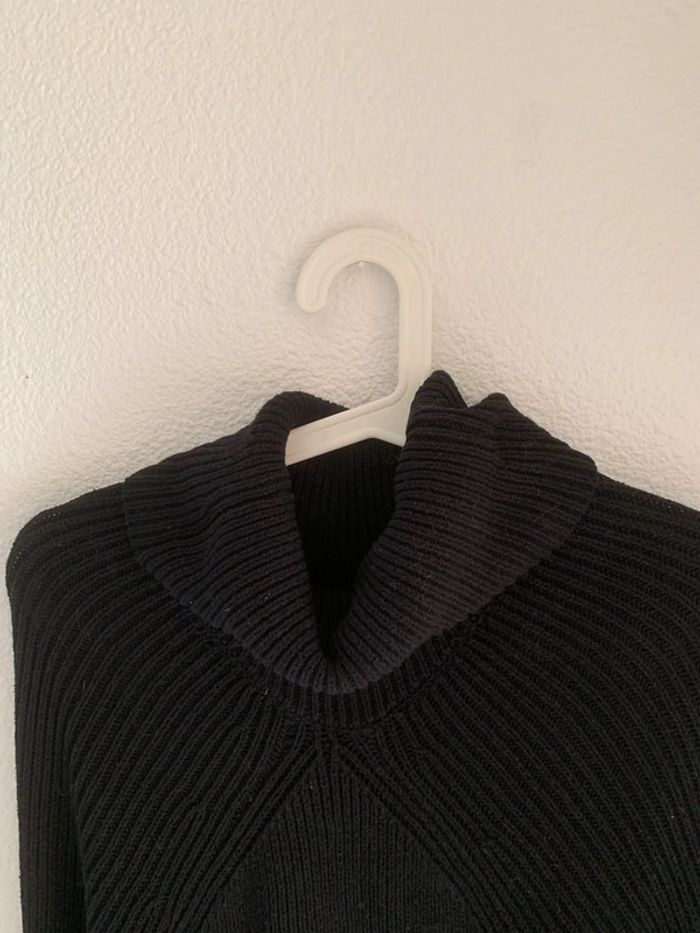 Pull noir - photo numéro 4