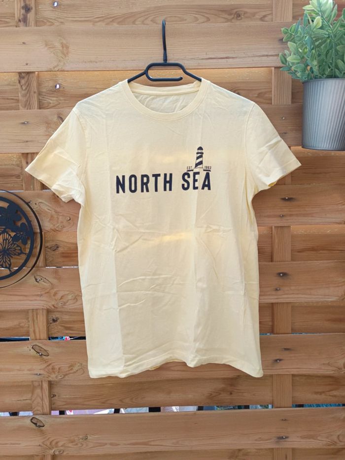 T-shirt taille M - photo numéro 2