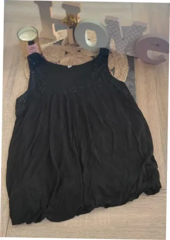 Debardeur noir taille M