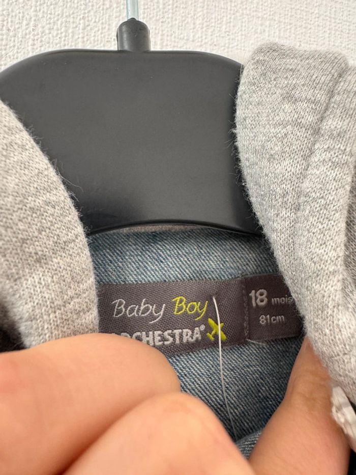 Veste en jean sans manches - taille 18 mois 🌼 - photo numéro 2