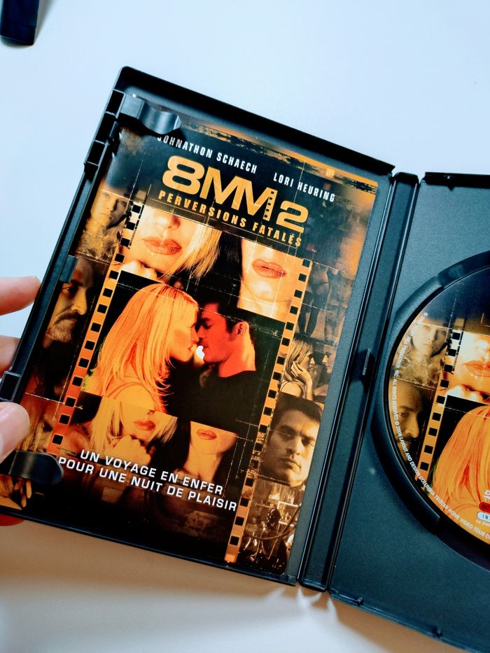 📀 8MM 2 : Perversions Fatales – Thriller sulfureux et haletant 🔥🎥 - photo numéro 4